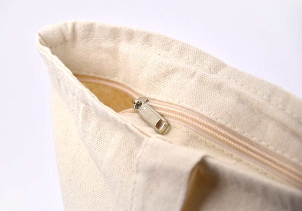 Main Zipper of Zippered Tote Bag | Good Cheer Paper Co